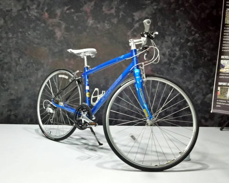 specialized vita road bike