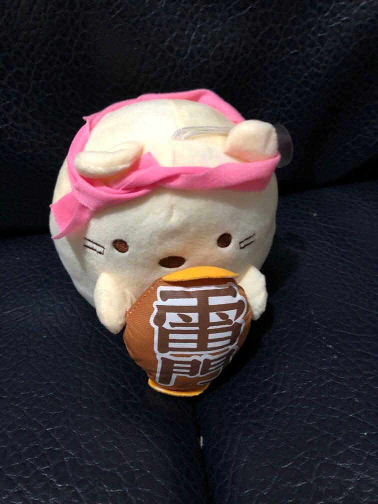 公仔 （分類：絨毛玩具）位於 Hong Kong。 由 d888dd 提交（商品編號 1004709405，圖片 8）。簡介： 地方可議（全部無牌） 馬到功成（馬）：25 伏低狗：25 小鋸鱷：30 雲娃娃：25 比卡超偵探：20 有毛比卡超：70 米奇老鼠（手有吸盤）：35 海豹（下面有兩隻小手）：35 蛋黃哥：40 雷門公仔：25 全要可-10元 #goodbyeapril 。
