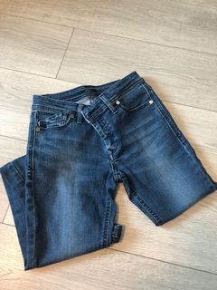 （分類：）位於 。 由 thyxxoo 提交（商品編號 1004644791，圖片 1）。簡介： 。