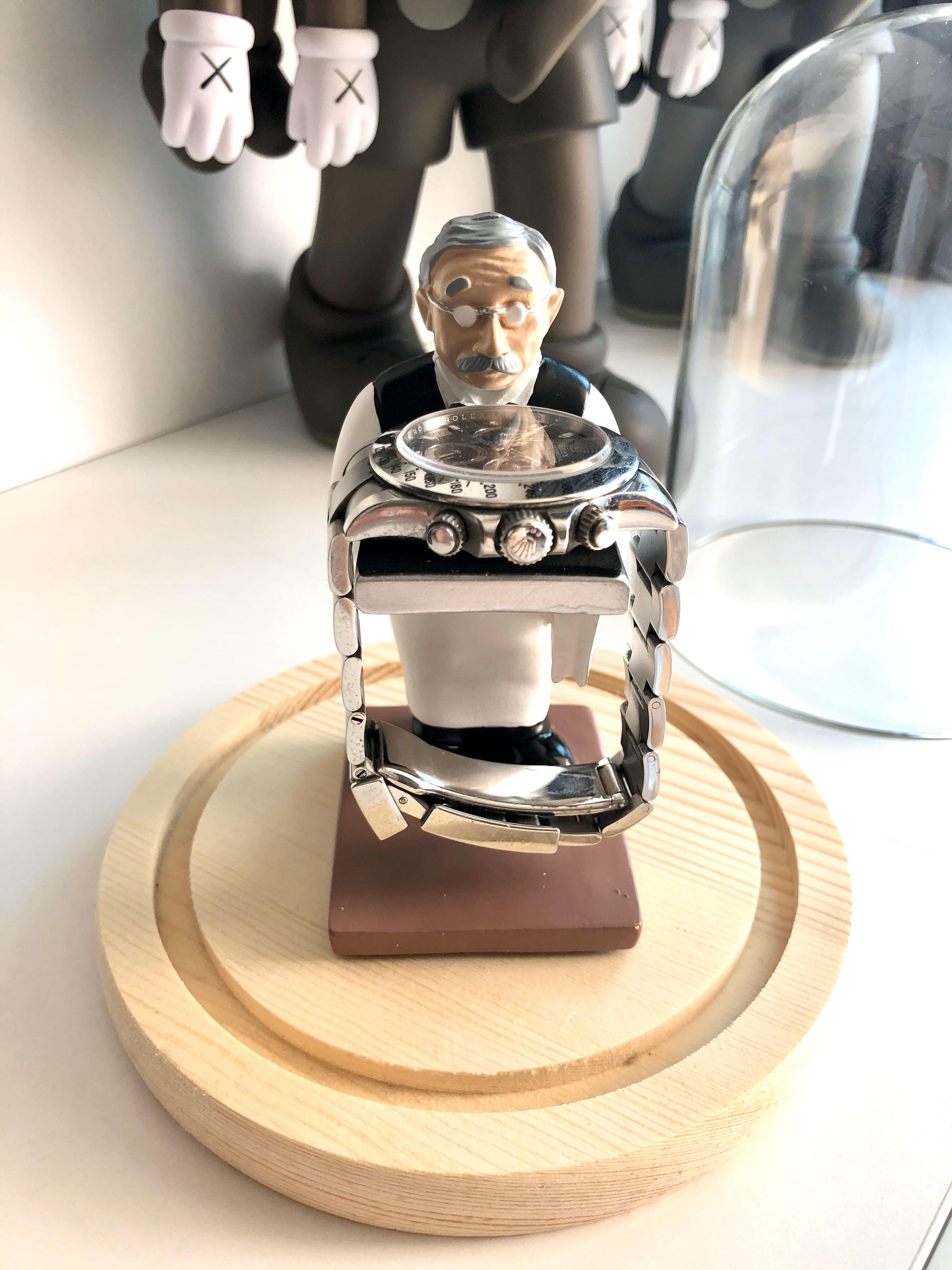 Butler watch stand with base and glass dome, Women's Fashion, Watches ...