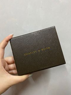 （分類：）位於 。 由 edennede 提交（商品編號 1004682156，圖片 1）。簡介： 。