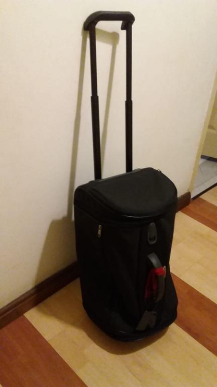 samsonite pull along suitcase