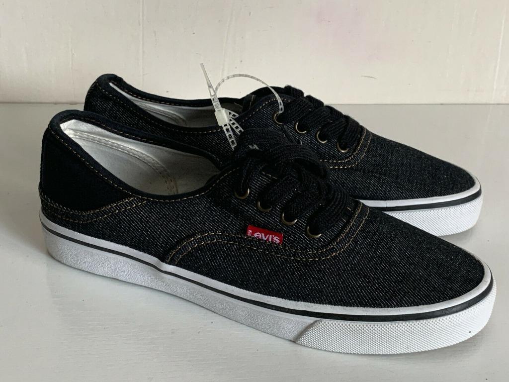NEW LEVI S STRAUSS WOMEN S DENIM BLACK CANVAS SHOES SNEAKERS