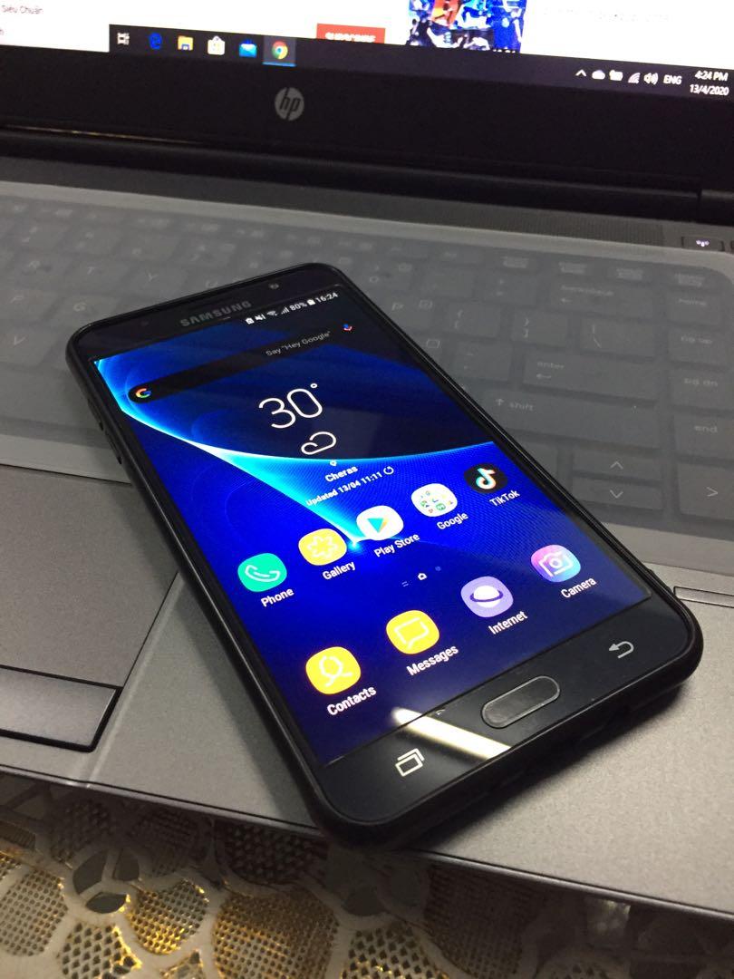 Simplificar Exención homosexual Samsung Galaxy J7 2015 Space Black, Mobile Phones & Gadgets, Mobile Phones,  Android Phones, Samsung on Carousell
