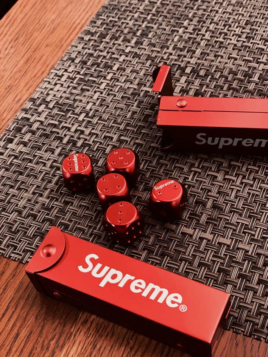 Supreme dice and Ashtray Set, Everything Else on Carousell