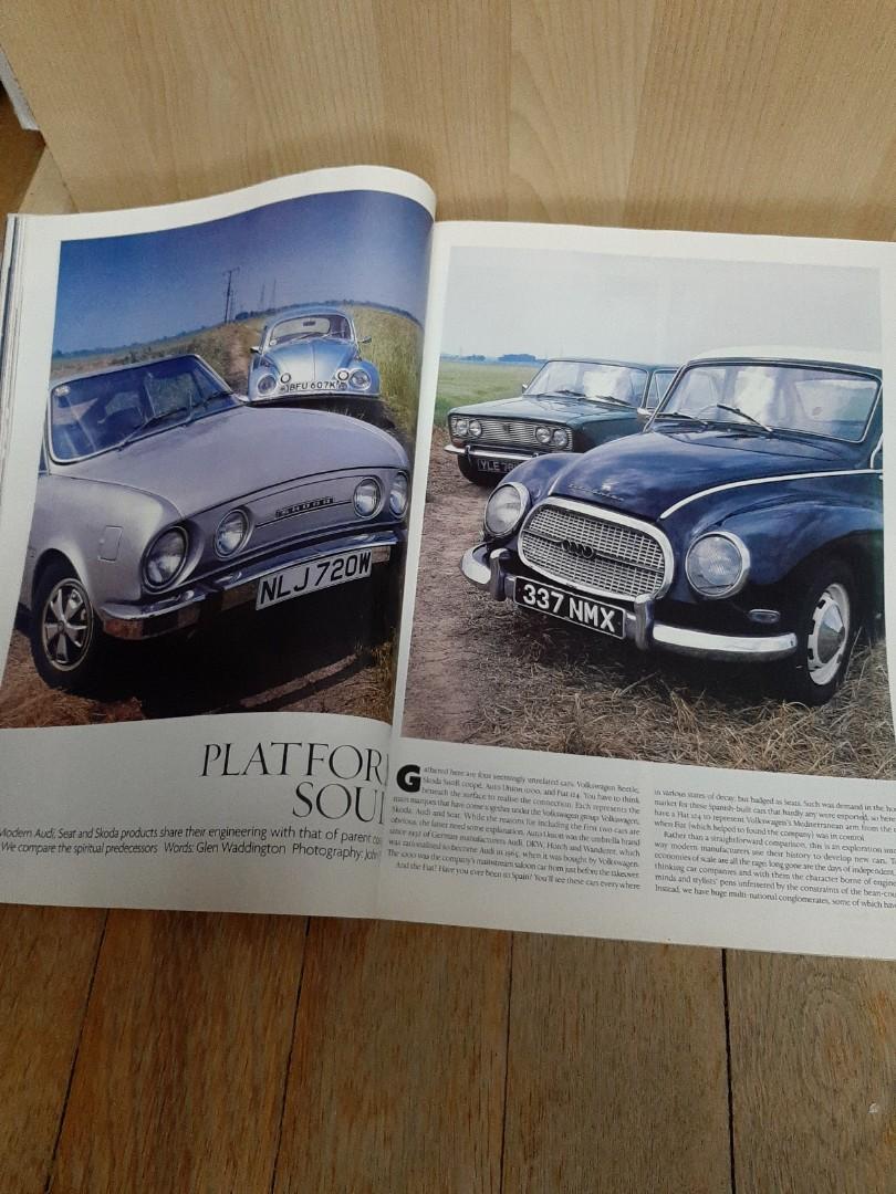 Vintage Classic Cars Magazine 2001, Hobbies & Toys, Books & Magazines