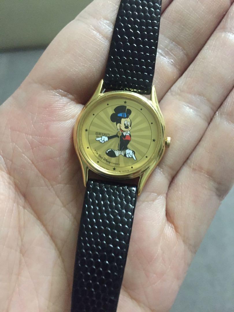 Vintage Seiko Mickey Mouse watch smooth and running, Women's Fashion,  Watches & Accessories, Watches on Carousell