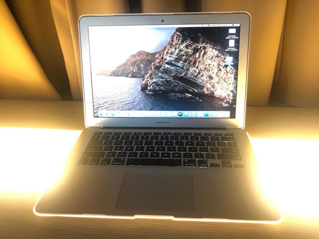 256gb Apple Macbook Air 13 Inches Electronics Computers Laptops On Carousell
