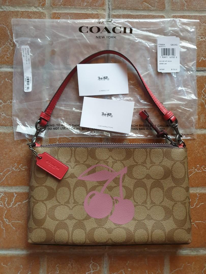 Coach best sale wristlet 25