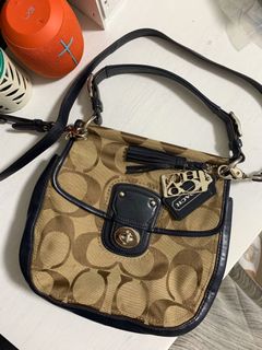(Category: ) located in . Submitted by lnl12sg (Listing ID 1004917319, Image 1). Description: .