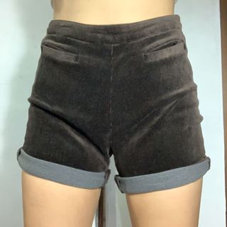 (Category: ) located in . Submitted by cluuu (Listing ID 1004933074, Image 1). Description: .