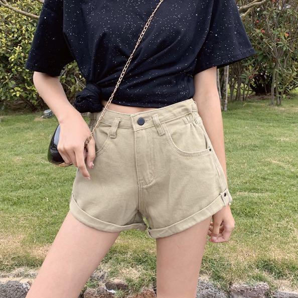 Elastic waistband khaki shorts clearance