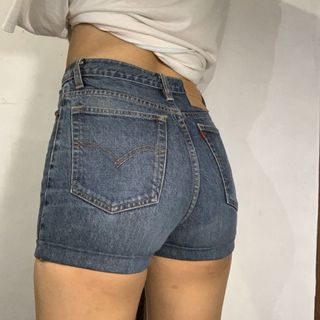 (Category: ) located in . Submitted by cluuu (Listing ID 1004931937, Image 1). Description: .