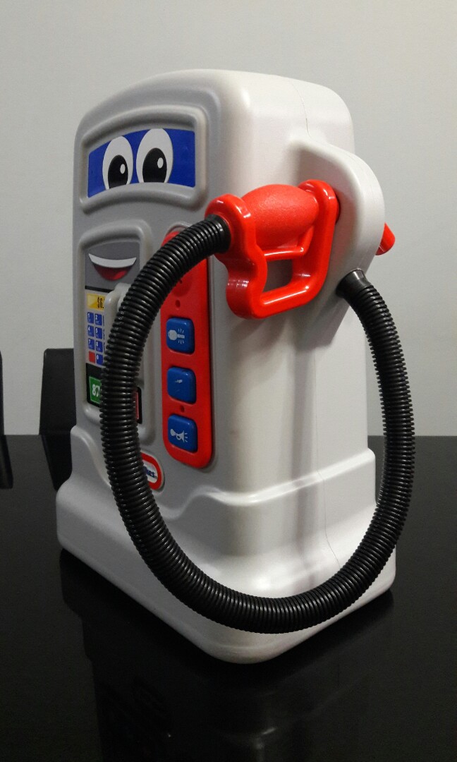 Little Tikes Petrol Pump