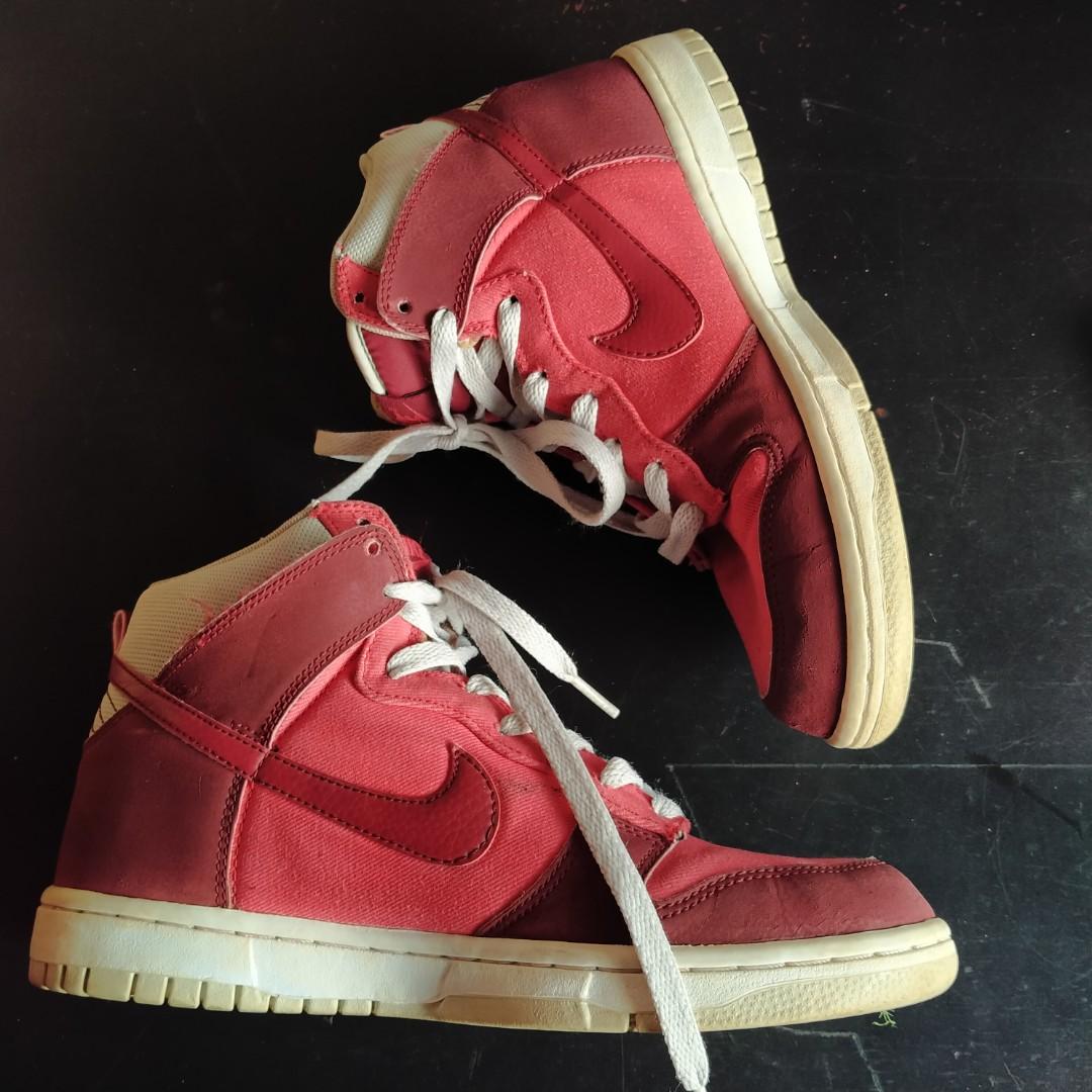 hyper dunks red