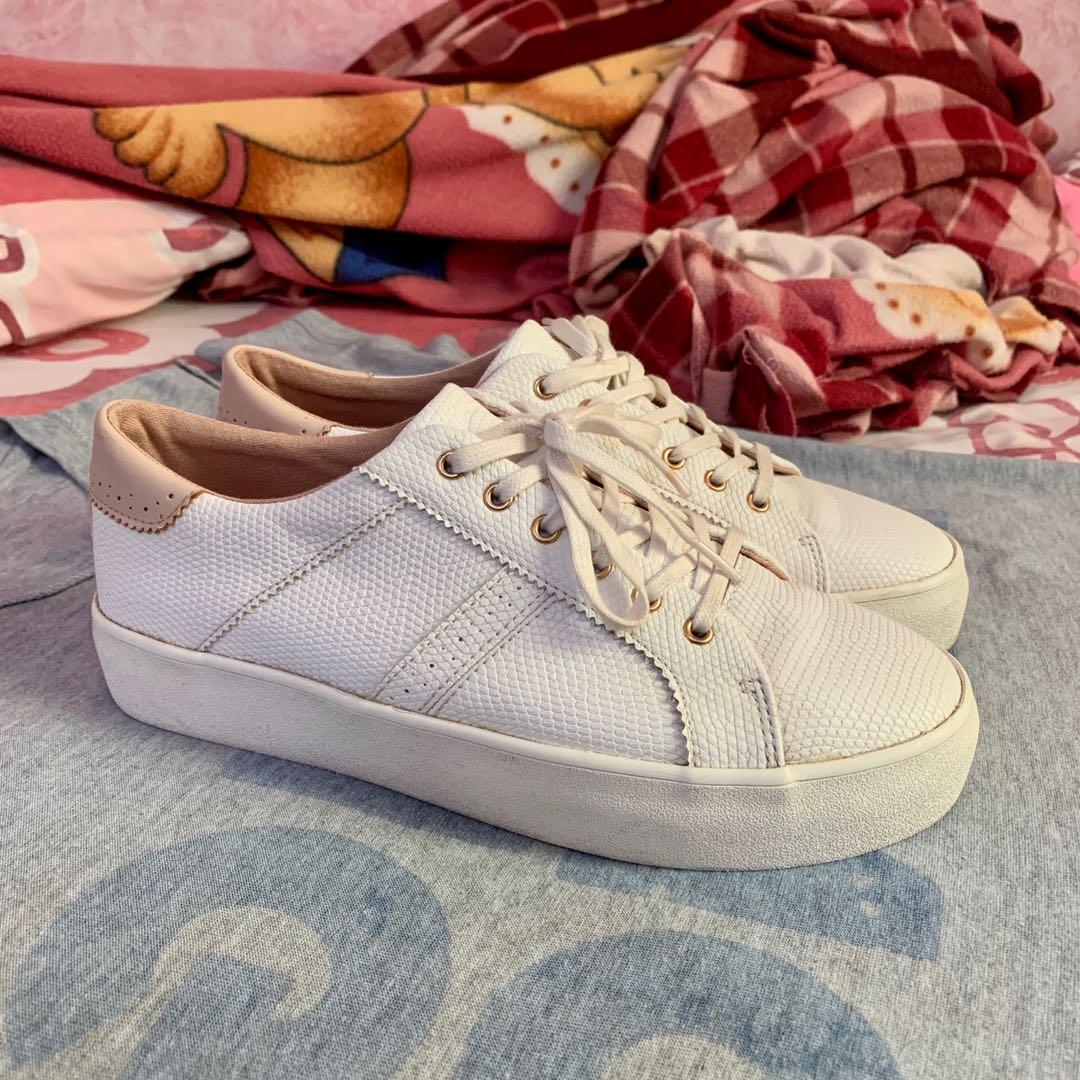 Pull Bear White Lace Shoes On Carousell