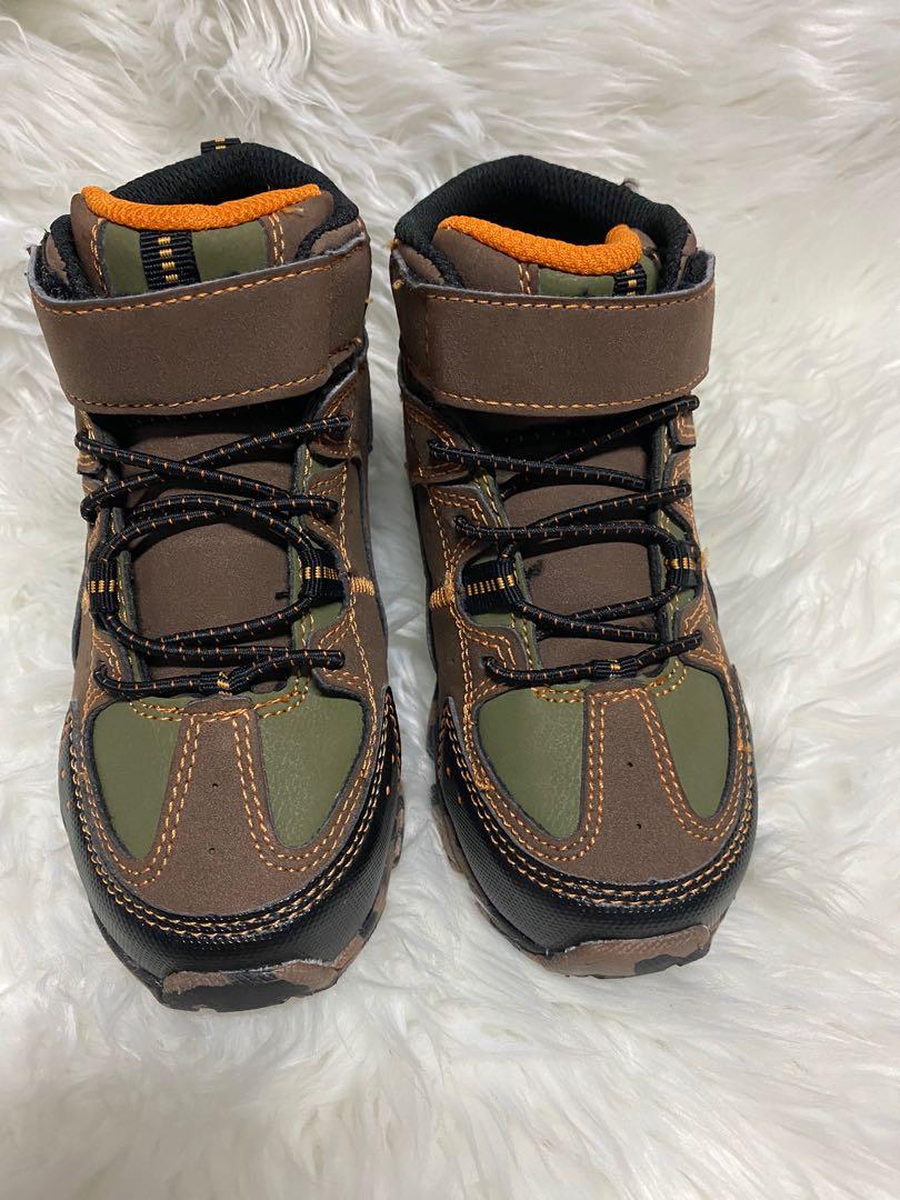 Rugged outback alpine boots store