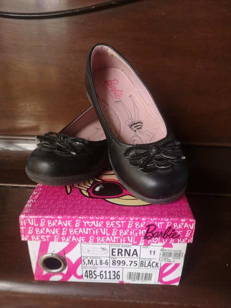 girls size 4 school shoes