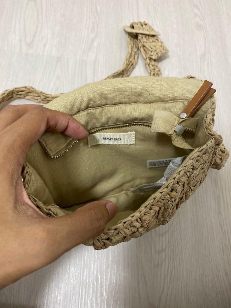 Mango straw bag top