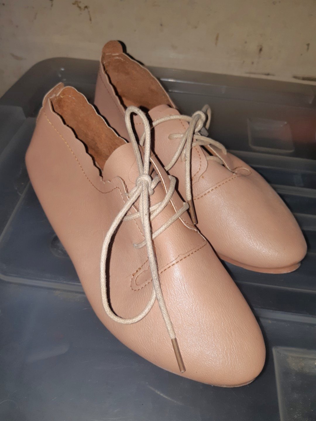 soft leather flat shoes