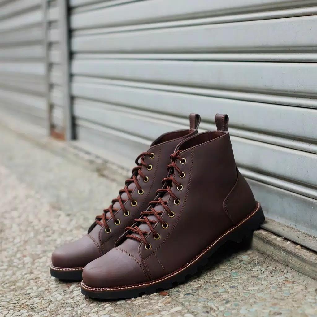 Tragen Fleming Brown Sepatu Boots Pria Klasik Kulit Formal Kerja Casual Cowok Original Lokal Nt01 Q1 Men S Fashion Footwear Boots On Carousell