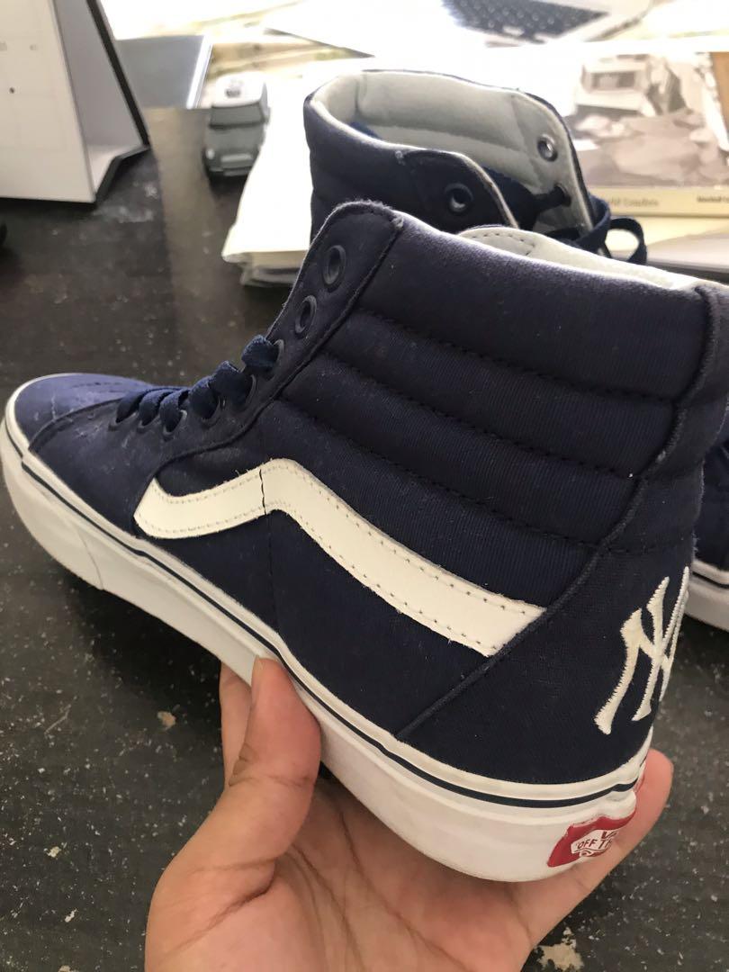 Yankees high top 2025 vans