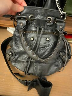 （分類：）位於 。 由 dluxx 提交（商品編號 1005000670，圖片 1）。簡介： 。