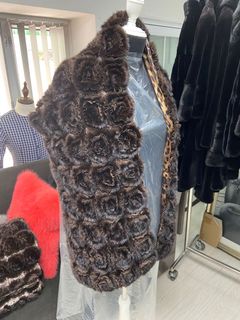 （分類：）位於 。 由 htm0117 提交（商品編號 1005063913，圖片 1）。簡介： 。