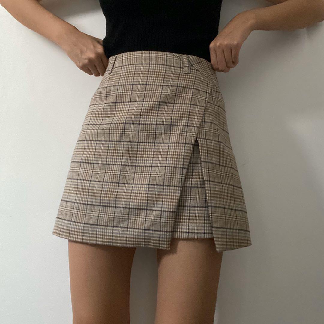 Beige checkered skirt Clearance