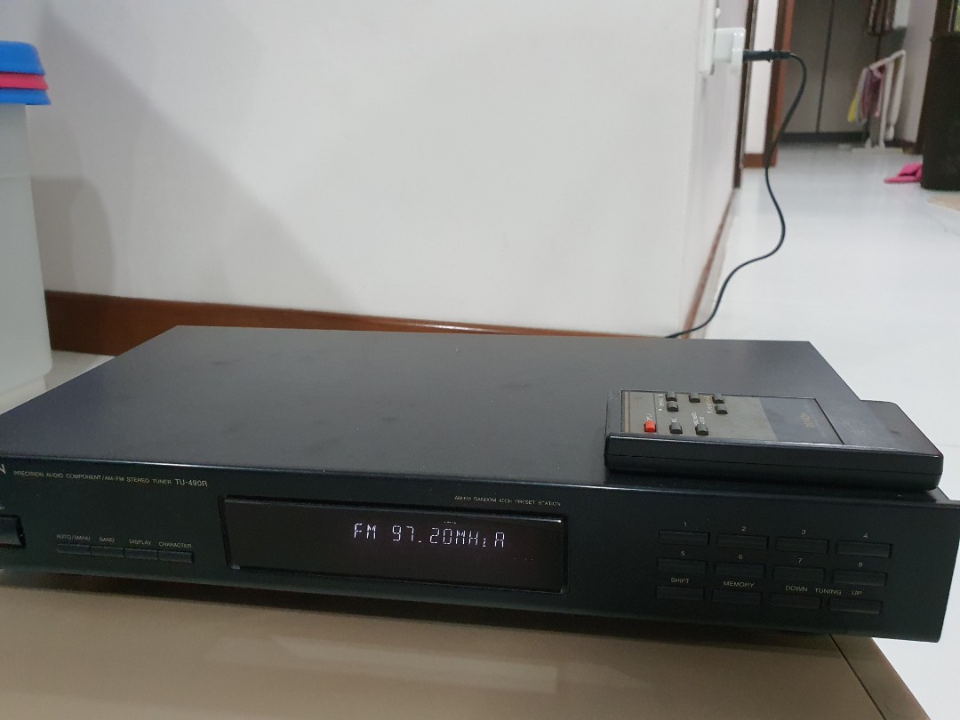 Denon TU490R FM/AM tuner, Audio, Soundbars, Speakers & Amplifiers on