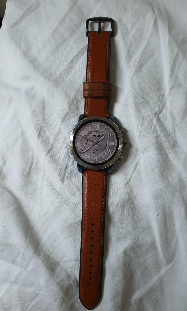 Fossil gen cheap q3 explorist
