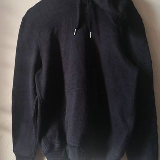 (Category: ) located in . Submitted by preloved_maniac (Listing ID 1005027398, Image 1). Description: .