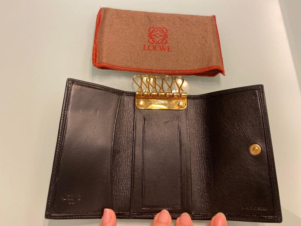 Loewe Black Leather Key Case 鎖匙包, 名牌, 飾物及配件- Carousell