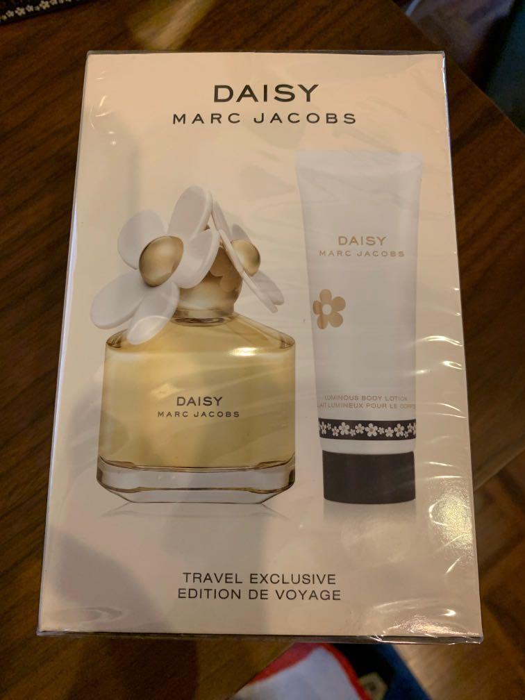 marc jacobs classic perfume