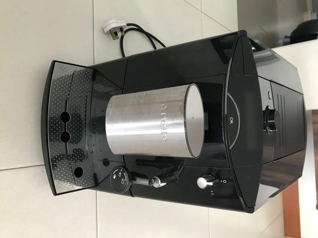 Miele CM5000 Coffee Machine (Faulty Unable to Power Up), TV & Home