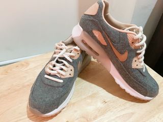raisa nike cortez
