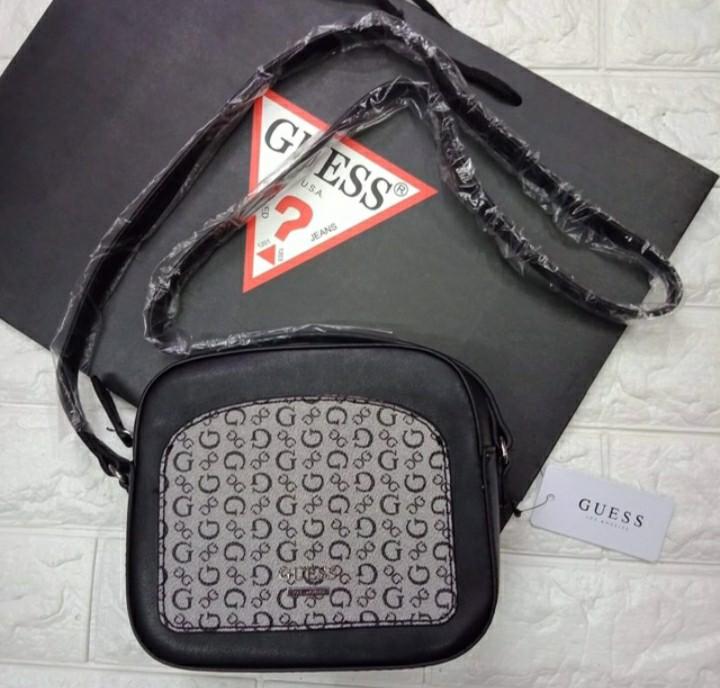 Guess handbag (original Guess), Women's Fashion, Bags & Wallets, Cross-body  Bags on Carousell