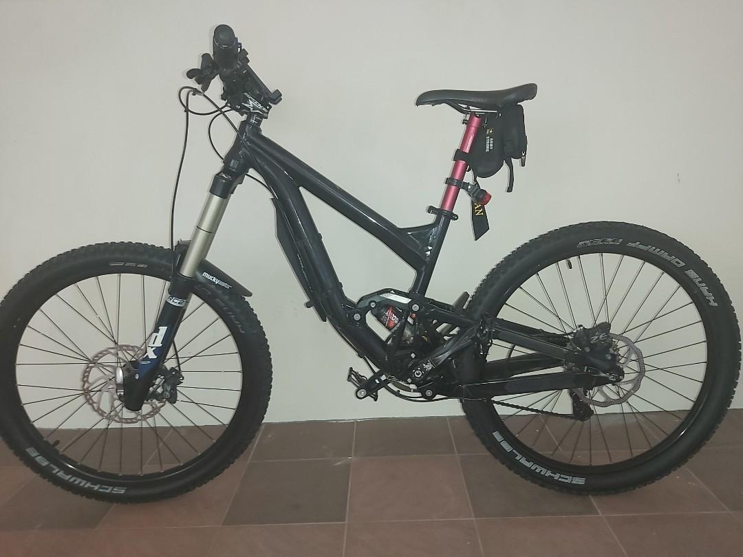 downhill polygon