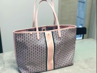（分類：）位於 。 由 victoria050 提交（商品編號 1004864421，圖片 1）。簡介： 。