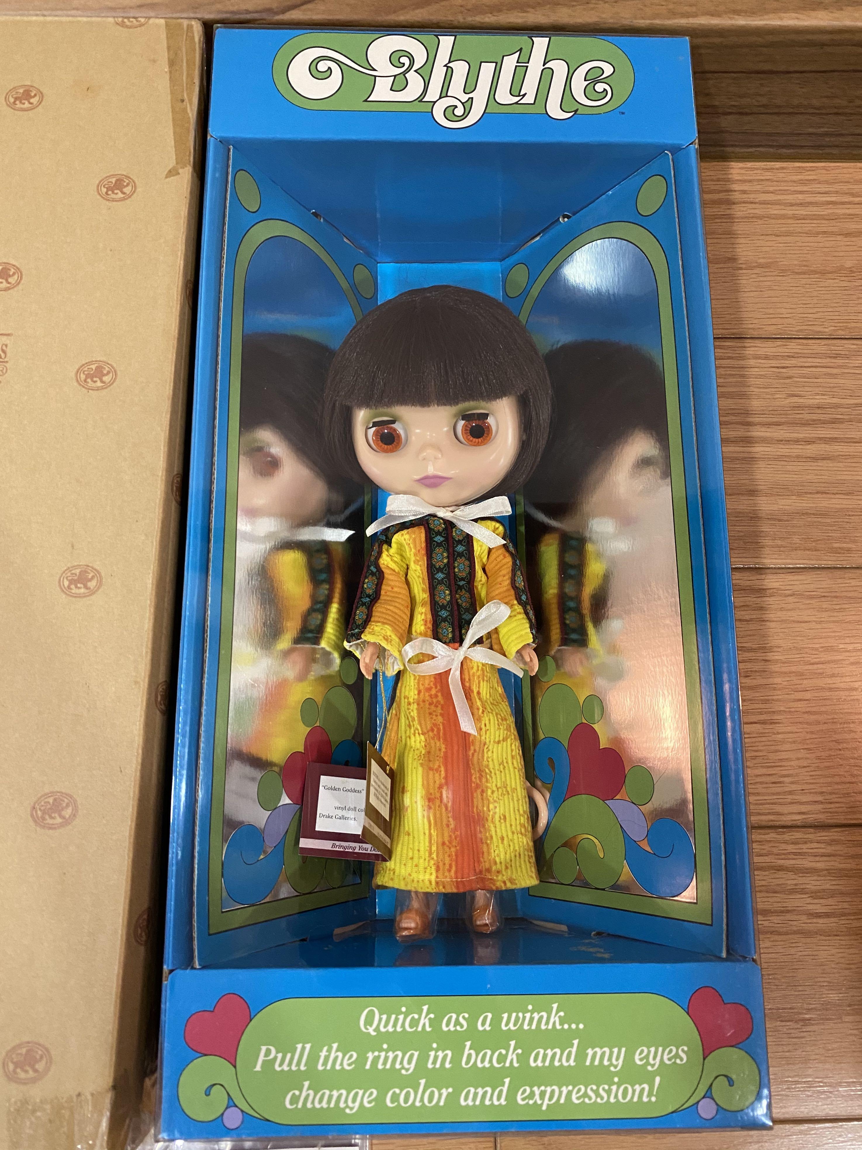 ULTRA RARE Ashton Drake Galleries Blythe Golden Goddess