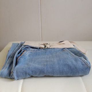 (Category: ) located in . Submitted by shopresponsibly (Listing ID 1005013271, Image 1). Description: .