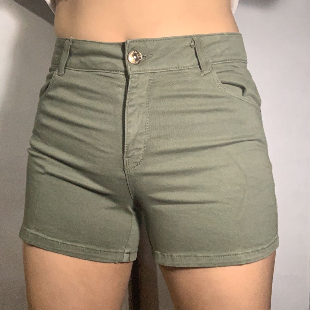 army green high waisted shorts
