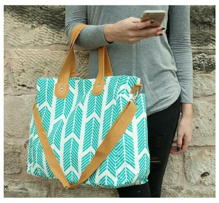 Arrows Weekender Tote In Teal Women s Fashion Bags Wallets