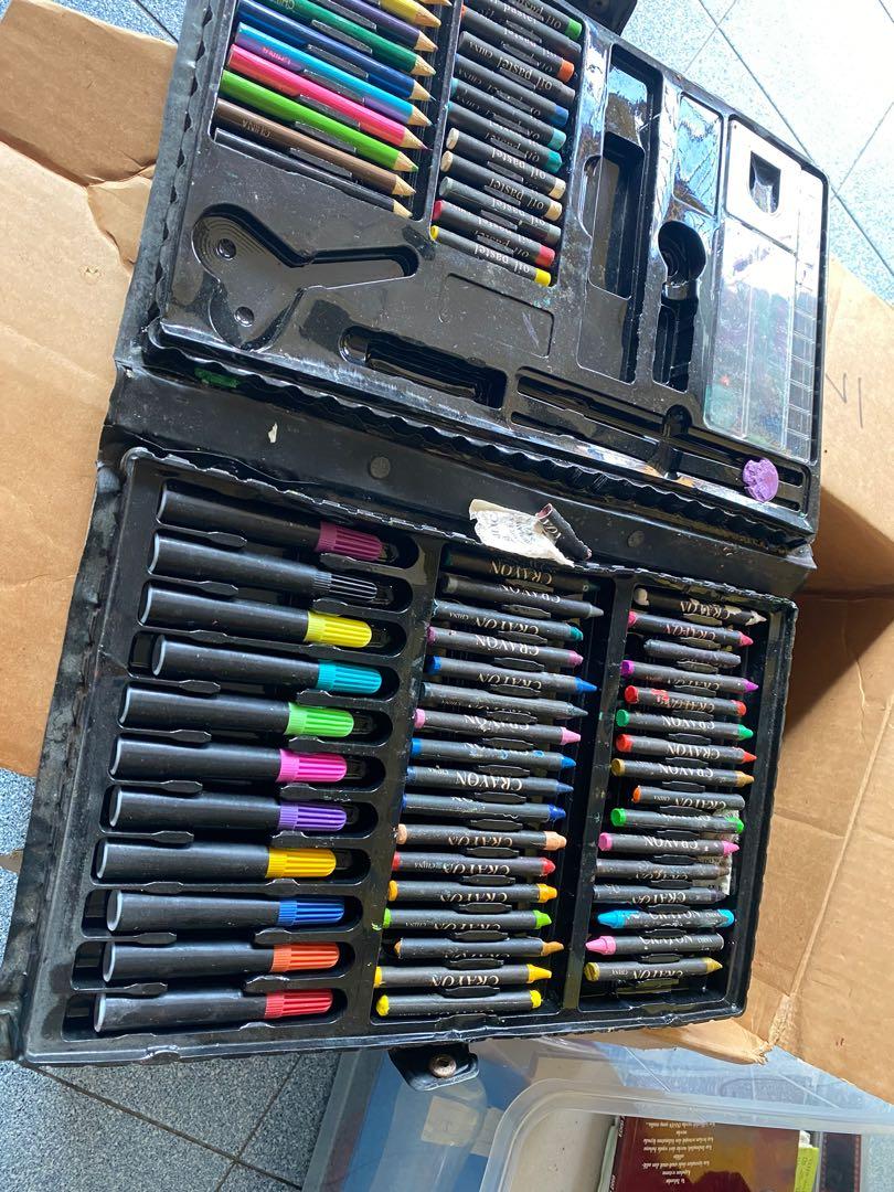Art Set (crayon/magic pen/colours), Hobbies & Toys, Stationery & Craft