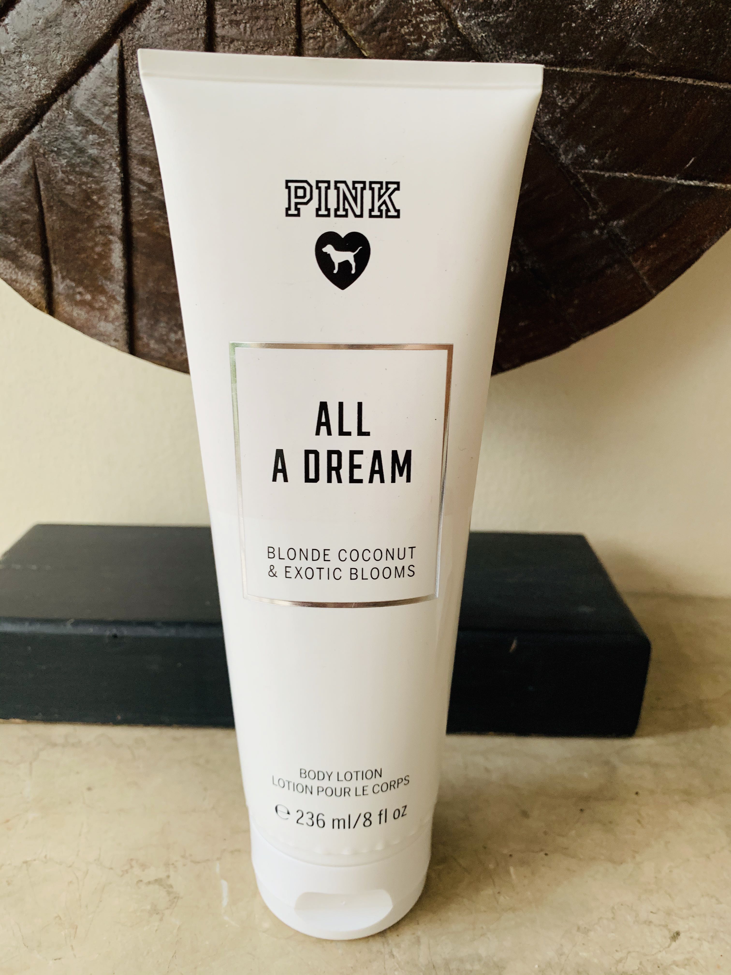 Pink all a dream blonde coconut & exotic hotsell blooms