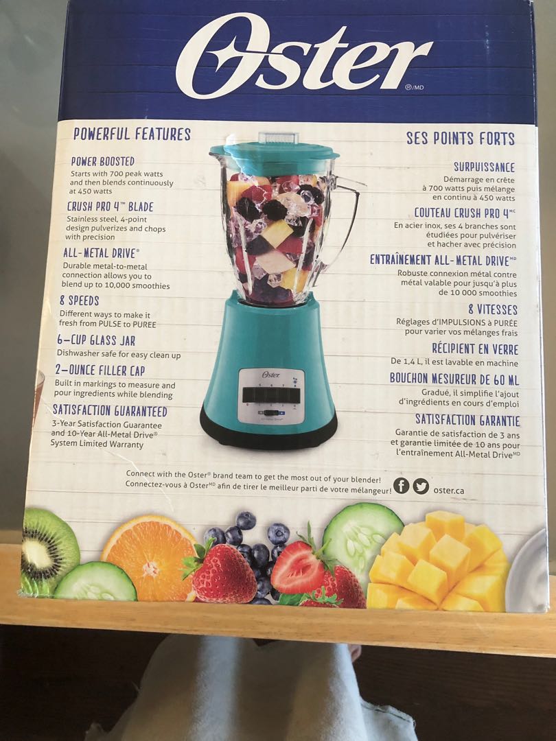 Brand New in box Oster 8 Speed 700w Blender 6 cup Glass $33