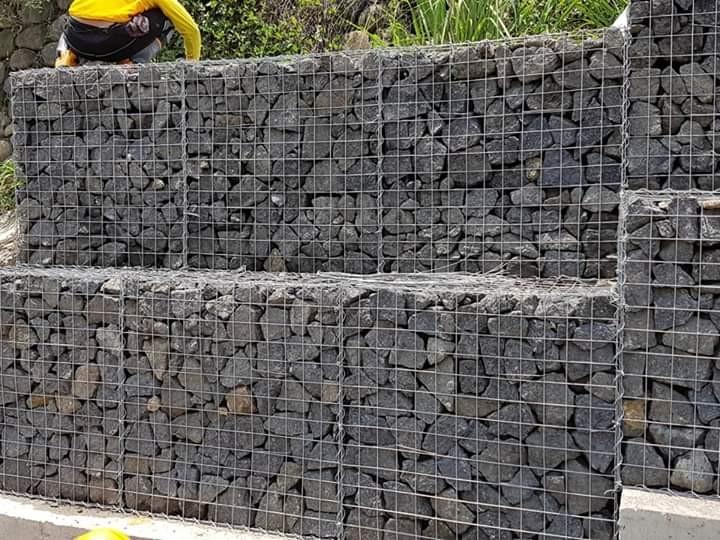 Jhay Cyrus builders construction precast concrete fence renovation ...