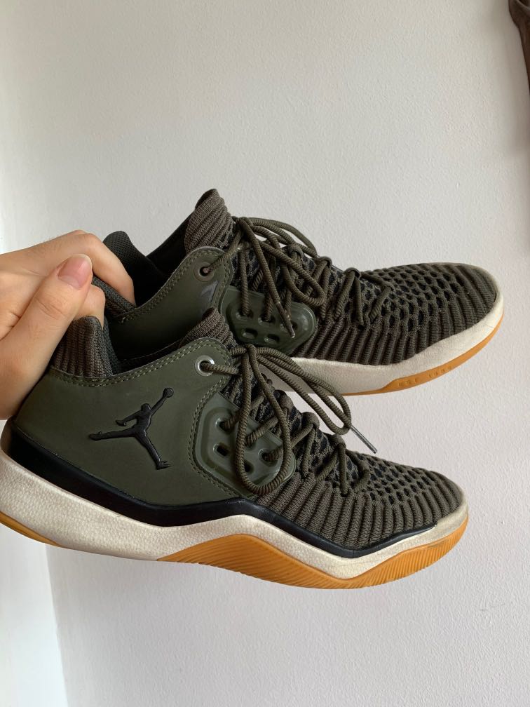 Nike air jordan dna lx green camo discount