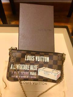 Louis Vuitton pochette (Valise Milla)