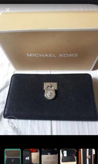 (Category: ) located in . Submitted by anjiscloset (Listing ID 1005290968, Image 1). Description: .